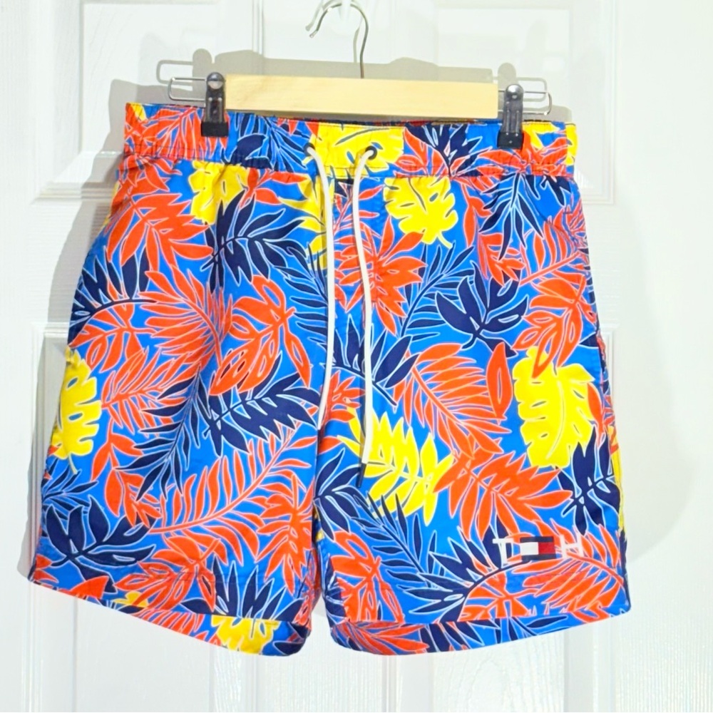 Tommy Hilfiger Men’s Swim Shorts Size S Adjustable Drawstring Multicolor